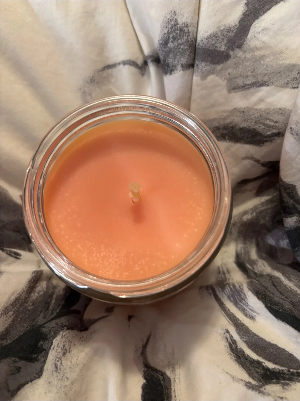 Bath & Body Works Peach Prosecco Macaron Candle - Peach & Gold Label